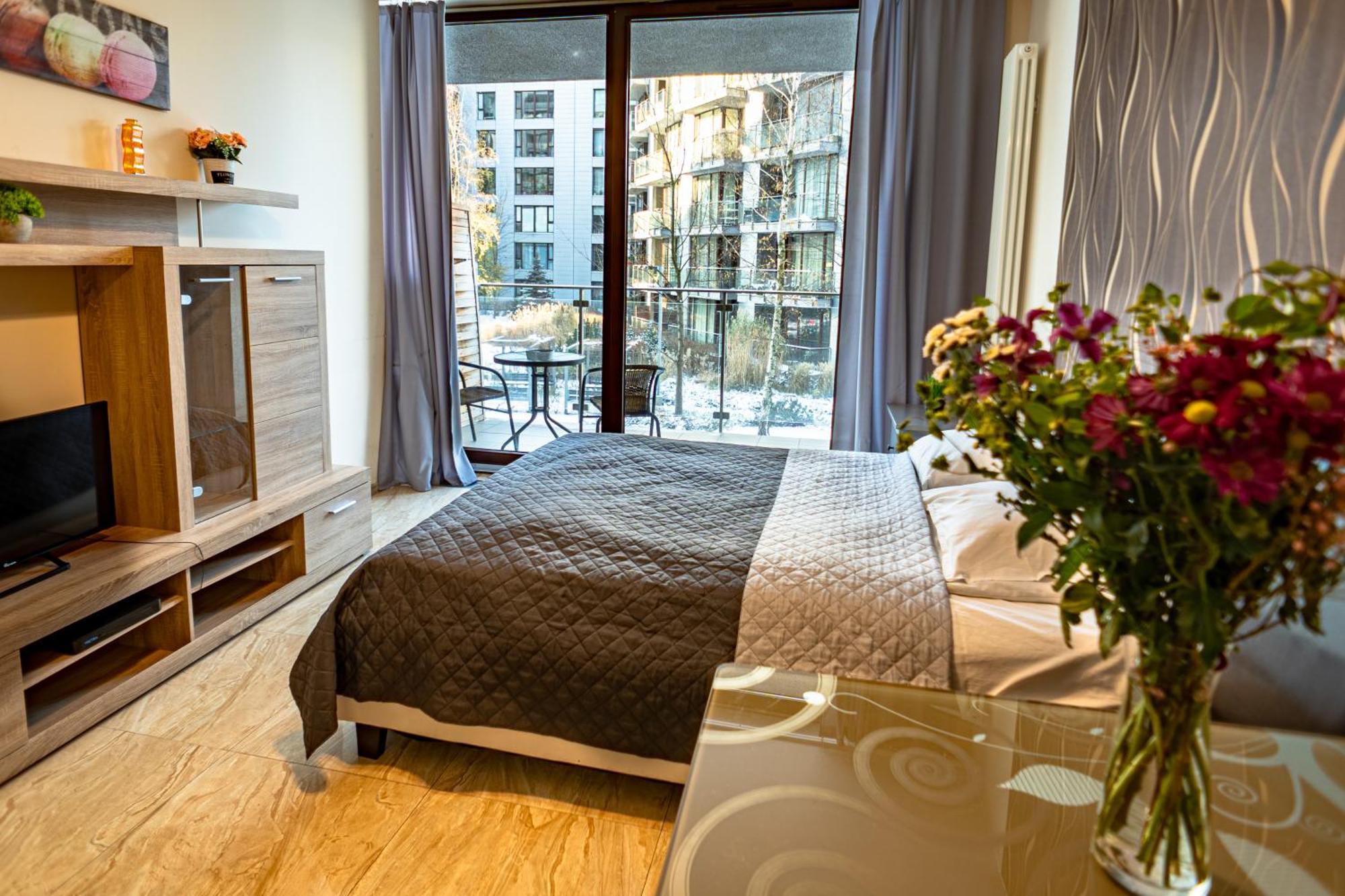 Apartamenty Triton Park Warschau Zimmer foto