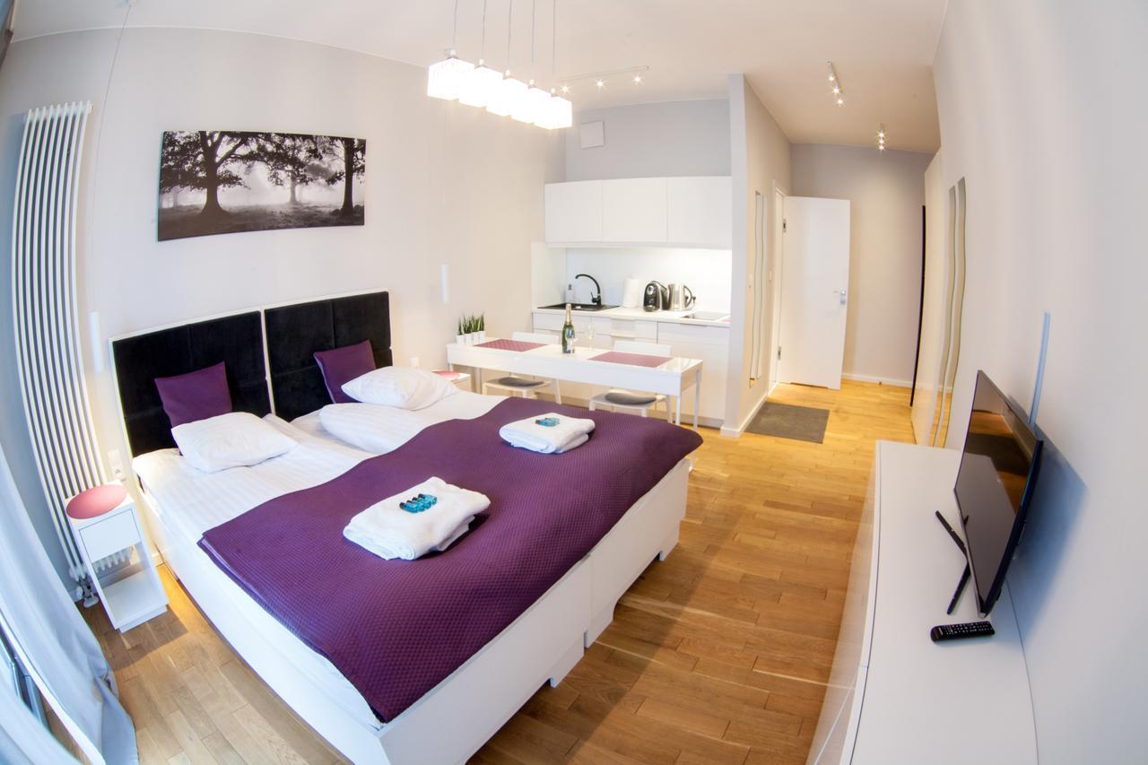 Apartamenty Triton Park Warschau Exterior foto